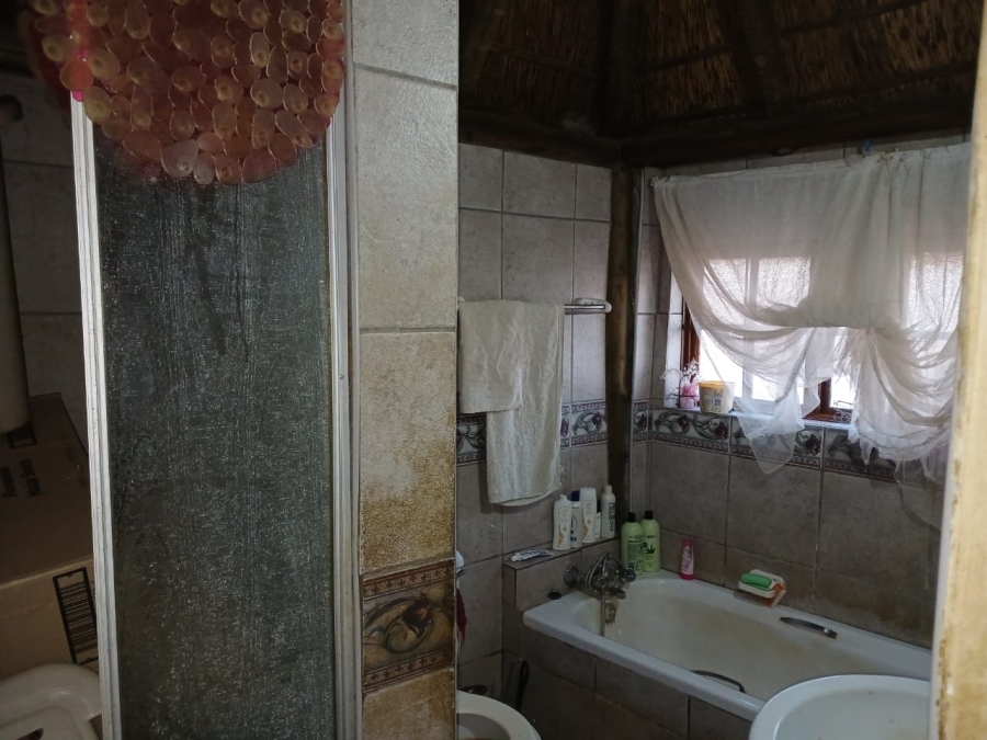  Bedroom Property for Sale in Bloemhof Rural North West